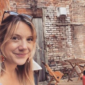 Meet your Posher, Shaina